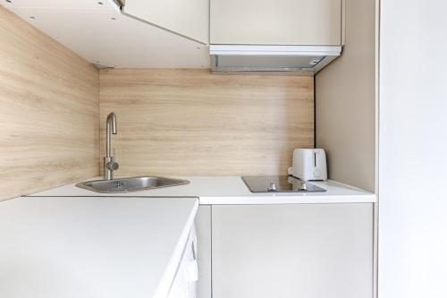 Cozy Studio on Mobility Lease