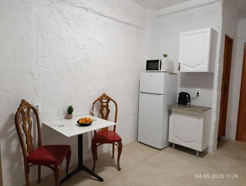 Η κουζίνα ή μικρή κουζίνα στο La Cueva Encantada