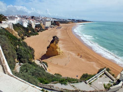 Photo de la galerie de l'établissement Sea, Sand & Sun Beach Flat, à Albufeira