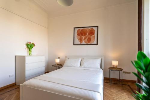 Duomo-Linate Airport - Two Bedrooms & Terrace View