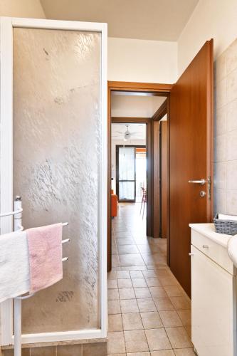 Ένα μπάνιο στο Appartamento 34 by Theater Home