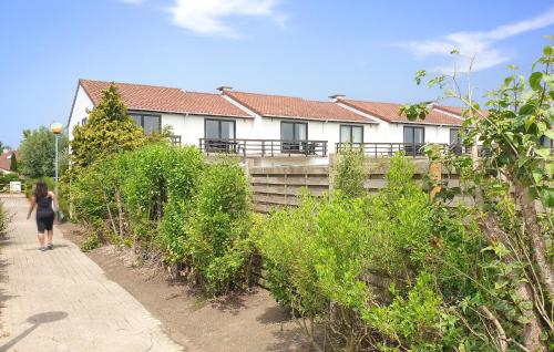 Κήπος έξω από το Awesome Apartment In Bredene