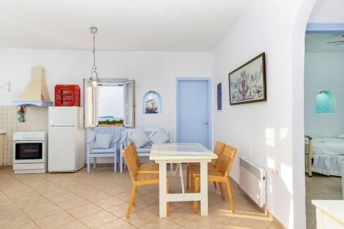 Gallery image of Charming Island Retreat in Kampos Paros
