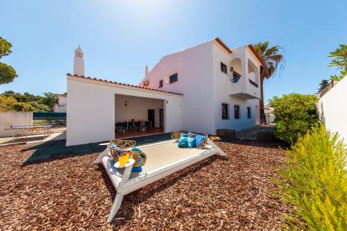 Villa Bellegarde - com piscina aquecível e BBQ em Albufeira