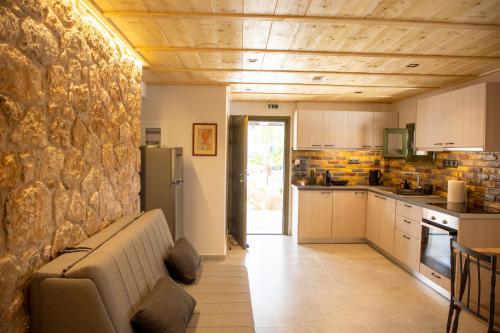 Cactus Aegina Apartments