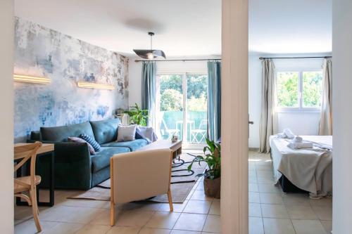 L51 2P Bornala Sea View Balcony &AC