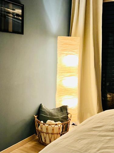 Postel nebo postele na pokoji v ubytování Retz Garden Loft