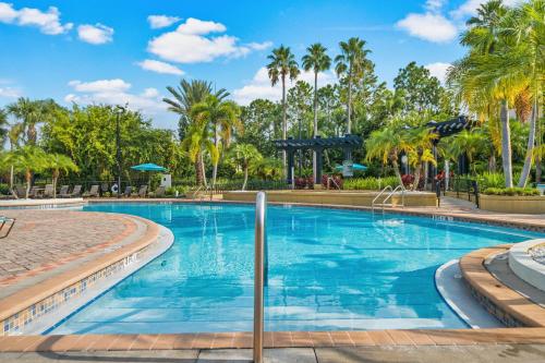 Epic Universe Lake View Condo, Vista Cay - 1005 photo 8
