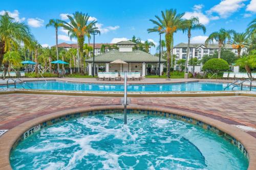 Epic Universe Lake View Condo, Vista Cay - 1005 photo 12