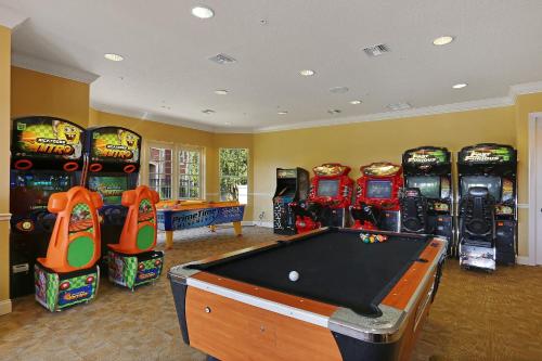 Epic Universe Lake View Condo, Vista Cay - 1005 photo 22