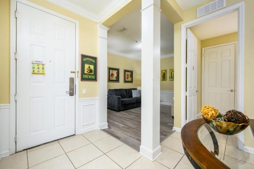 Epic Universe Lake View Condo, Vista Cay - 1005 photo 43