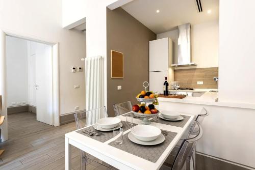 San Antonino Elegant Renovated Cosy Central Plus