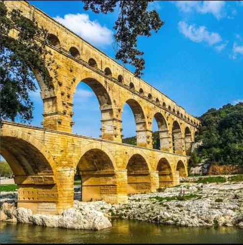 Photo de la galerie de l'établissement Le Charme d'Avignon, à Antony