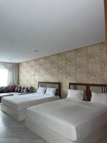Gallery image of Facelift sweet in Tangier