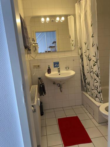 Ένα μπάνιο στο T24 - Ihr Appartement mit Charakter