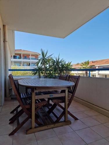 Fréjus appartement F2 avec place de parking