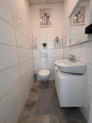 Ένα μπάνιο στο Ferienwohnung Annmelie