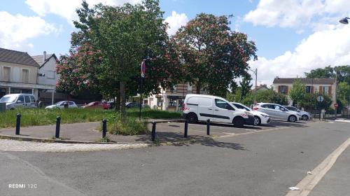 Η γειτονιά γύρω από ή μία γειτονιά κοντά σε αυτό το διαμέρισμα