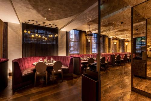 Posezení v ubytování Forty Seven Hotel Manchester, WorldHotels Crafted