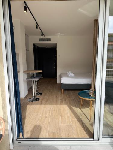Studio Riviera, Centre-ville Cannes, Terrasse, Clim photo 21