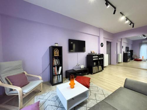 Colmena Arty Athens Apartment