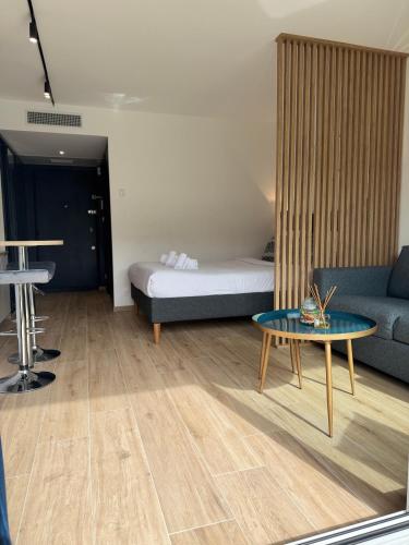 Studio Riviera, Centre-ville Cannes, Terrasse, Clim photo 25