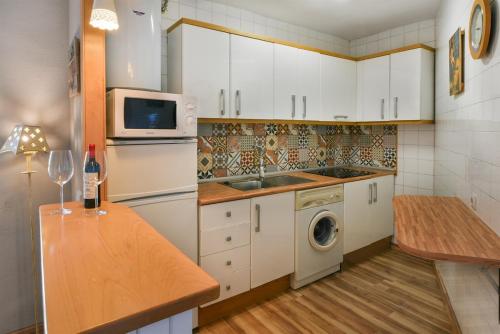 Fantastic seaviews & pool, close to beach photo 15