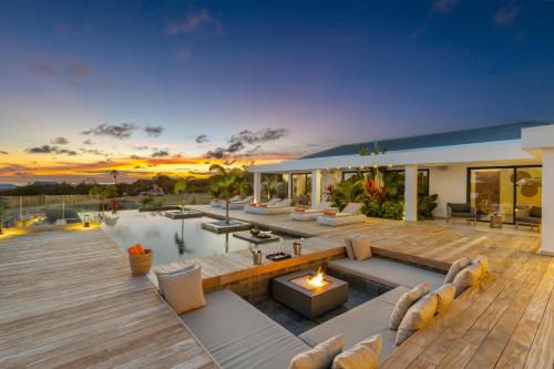 Luxury Villa Nuit Jade, Ocean View Escape
