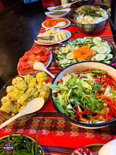 Makanan di atau berdekatan hotel