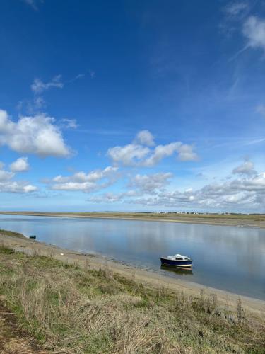 Photo de la galerie de l'établissement Le Factory - plain-pied - stationnement gratuit - Wifi - proche mer, à Friville-Escarbotin