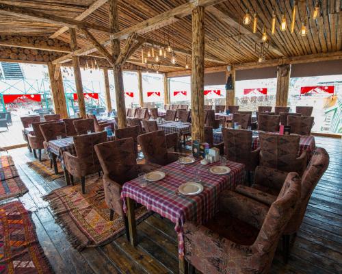 Εστιατόριο ή άλλο μέρος για φαγητό στο Shymbulak Resort Hotel