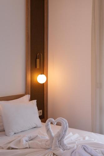 ポトスにあるOlivento Beach Front Suitesのギャラリーの写真