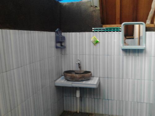 Koupelna v ubytování Aladdin Homestay
