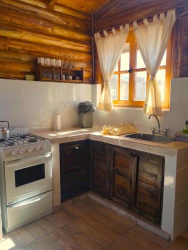Cucina o angolo cottura di Cabañas Tierra Adentro