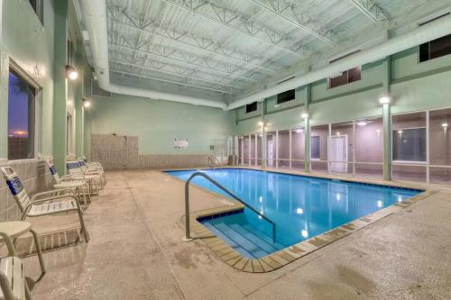 Twenty First Gulf Front 3BR 3BA Sleeps 8 Panama City Beach photo 27