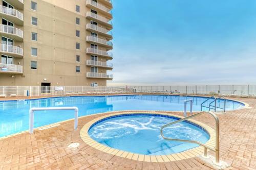 Twenty First Gulf Front 3BR 3BA Sleeps 8 Panama City Beach photo 12