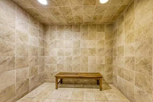Twenty First Gulf Front 3BR 3BA Sleeps 8 Panama City Beach photo 30