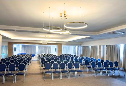 Konferenční prostory v ubytování Hôtel Ivotel Abidjan
