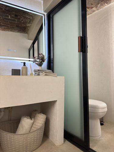 Un baño de 509 Accommodation