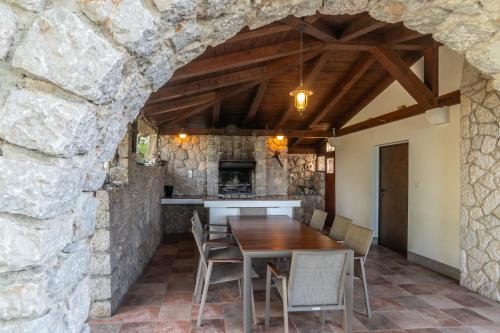 Φωτογραφία από το άλμπουμ του Azure Horizon Villa σε Miholašćica