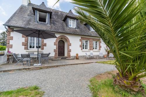 Kersouri - grande maison proche plages