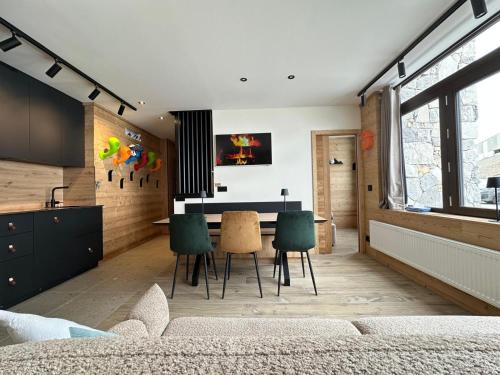 Appartement T3 - Emplacement exceptionnel - entrée indépendante - entièrement rénové