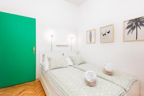 Apartment 24