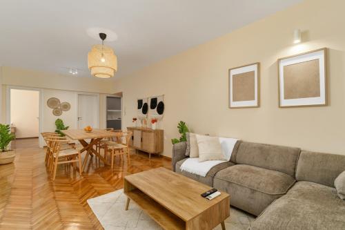 Ofi Continental - 3BR, Koukaki
