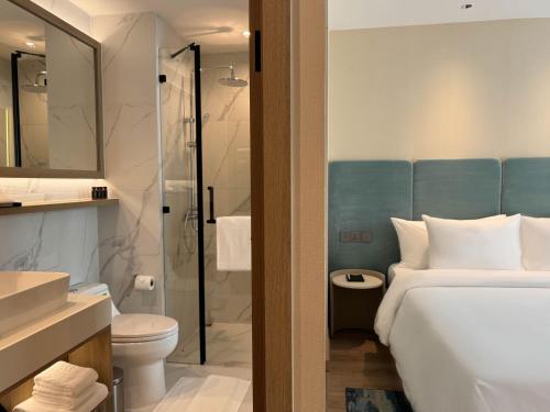 Koupelna v ubytování Laya Suites and Residences