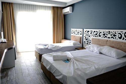 Gallery image of KUPALA BEACH HOTEL in Büyükkeçeli