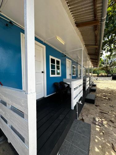 Φωτογραφία από το άλμπουμ του Khafi Chalet - Long Beach σε Kampong Pasir Panjang