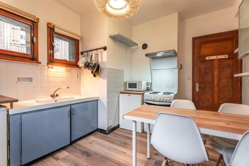 Apartment sleeping up to 10 in Morzine Centre