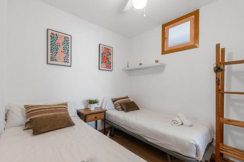 Sunny retreat near Alicante Central Market