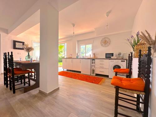 GARDEN HOUSE Malaga City